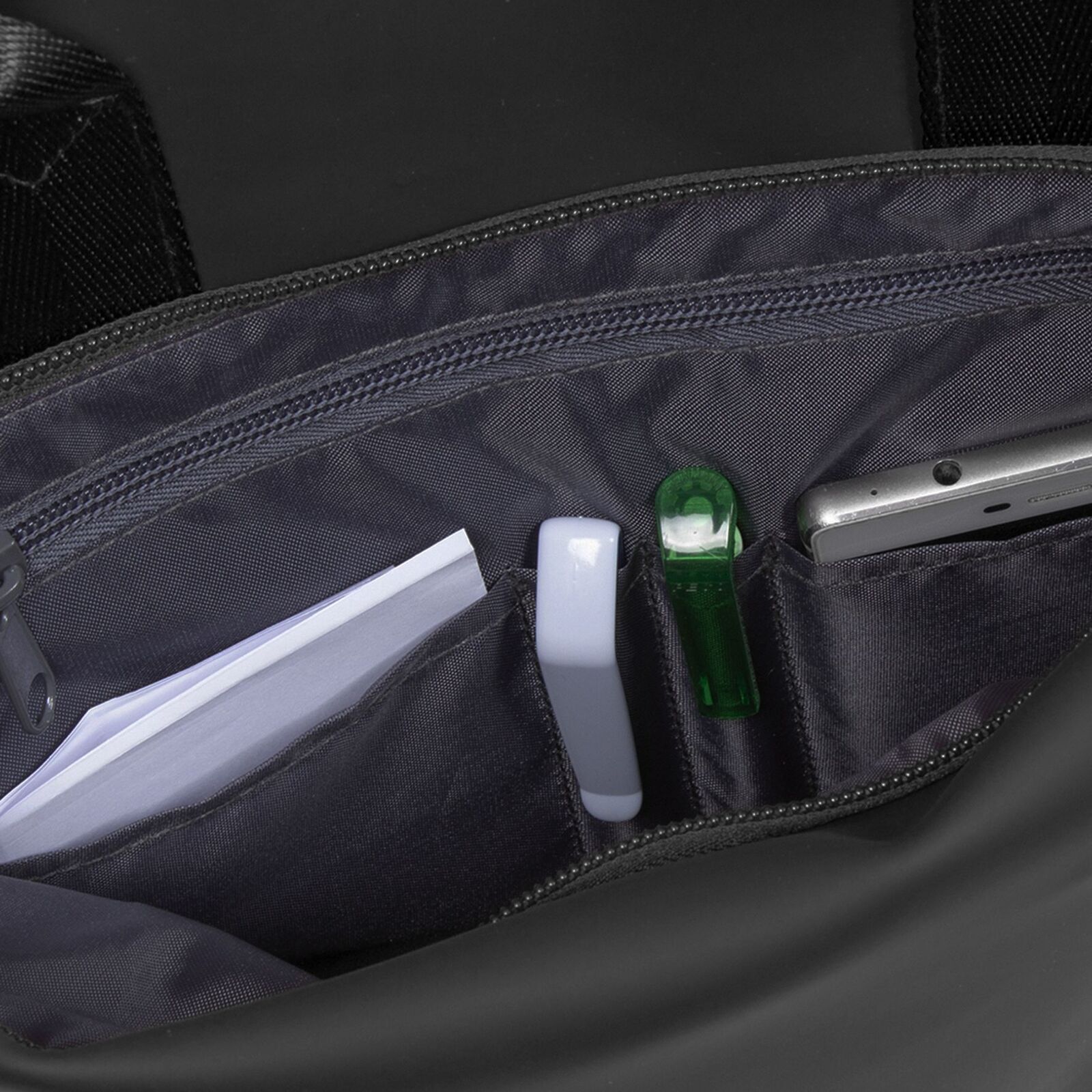 William - Milwaukee Rucksack schwarz