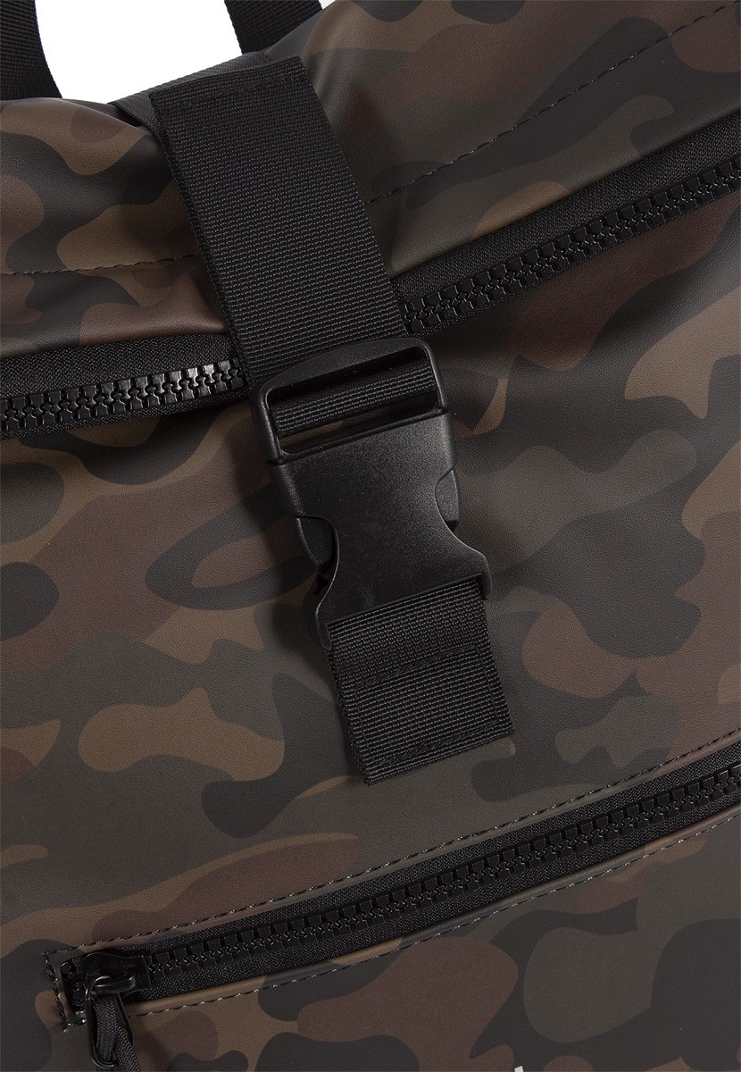 Mart - New York Rolltop Rucksack grün camouflage