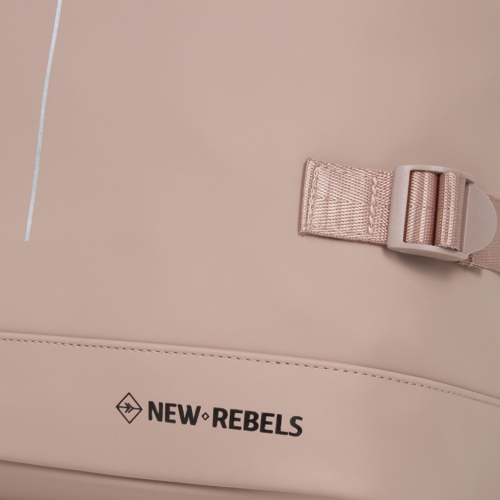 1GfiBpkU William - Riverside Rolltop Rucksack altrosa