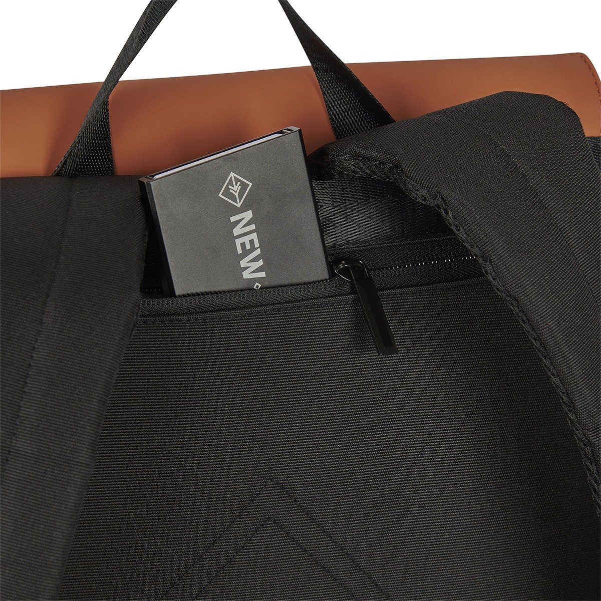 Fane - Lincoln Flap Rucksack 17L orange/beige