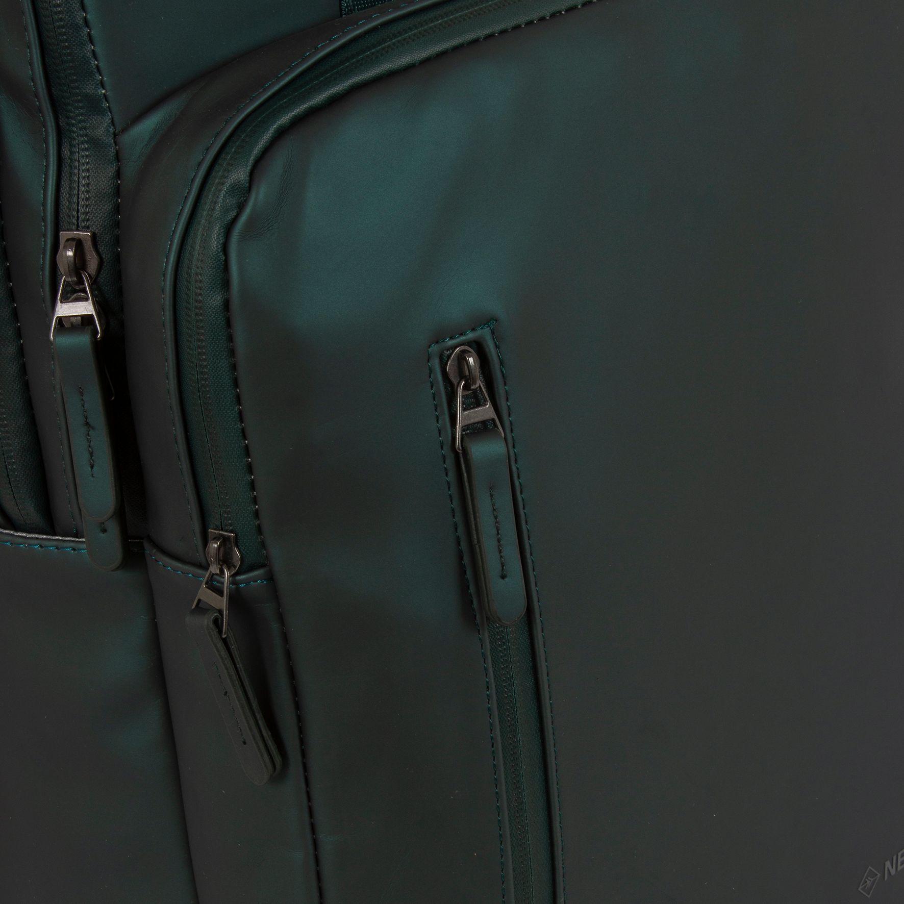 William - Milwaukee Rucksack dunkelgrün metallic